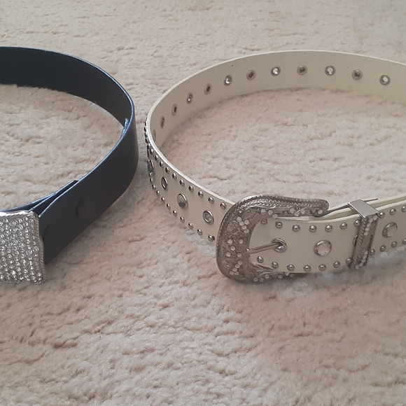 Lot of two rhinestone belts. - Picture 1 of 6